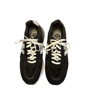 New Balance Black and White Women's Sneakers